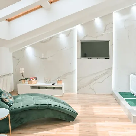 Hedonist-Kapije Lounge & Stay Belgrade Exterior photo