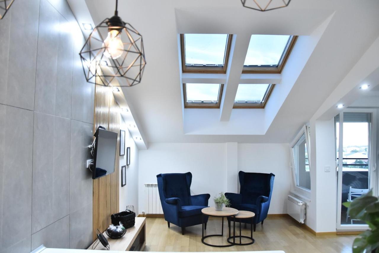 Hedonist-kapije Lounge & Apartment